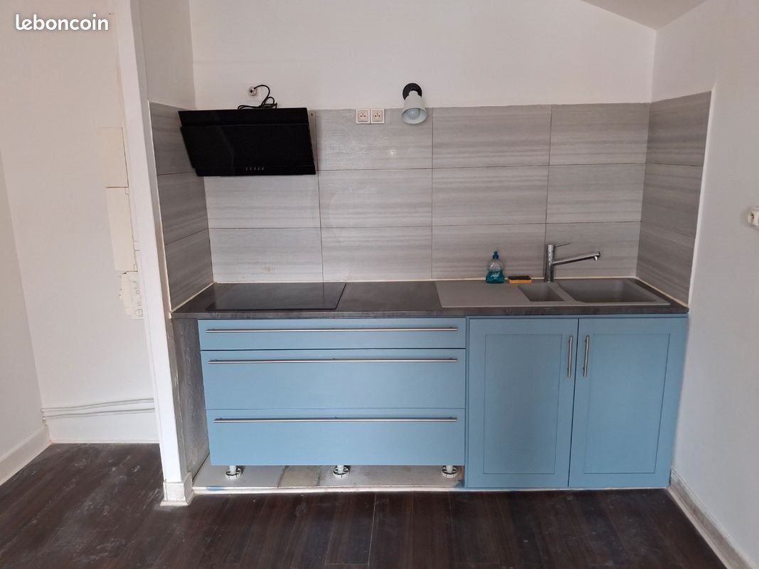 Appartement à louer, 28m², Coutras