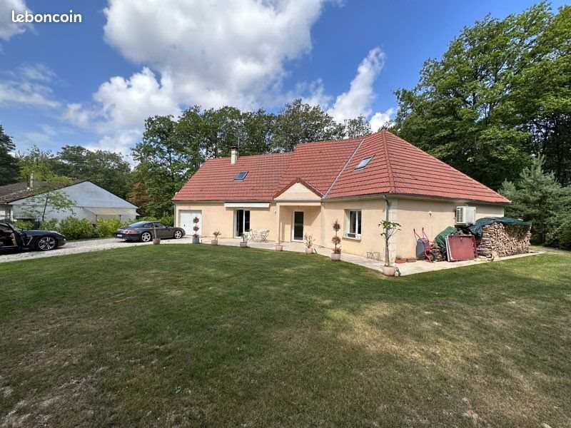 Maison à vendre, 218m², Sommecaise