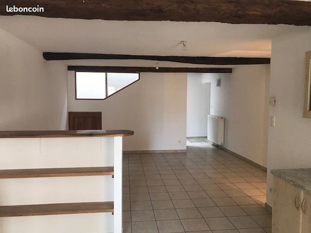 Appartement à louer, 107m², Charlieu