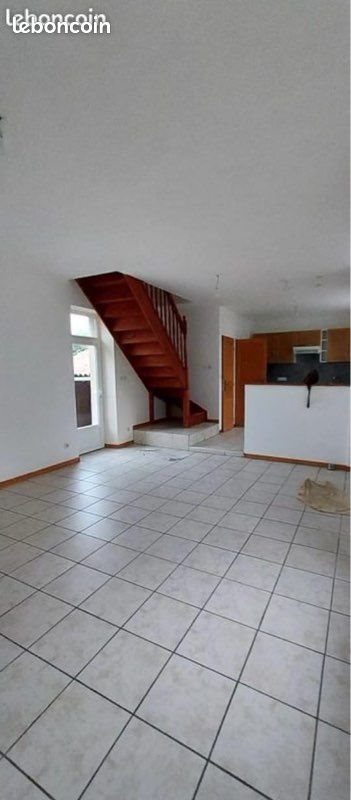 Maison à louer, 80m², Thouars