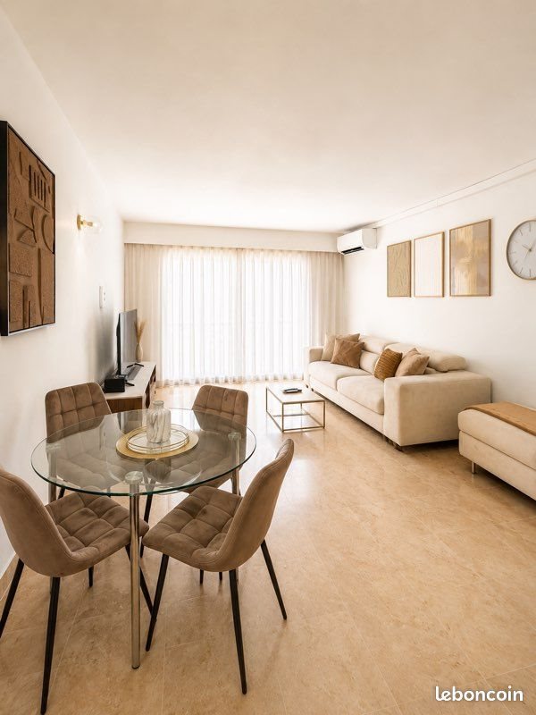Appartement à louer, 38m², Antibes