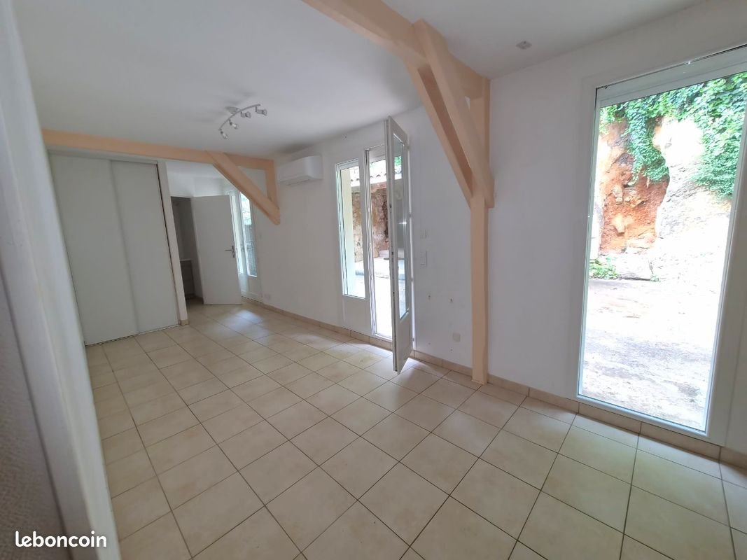 Appartement à louer, 23m², Trélissac