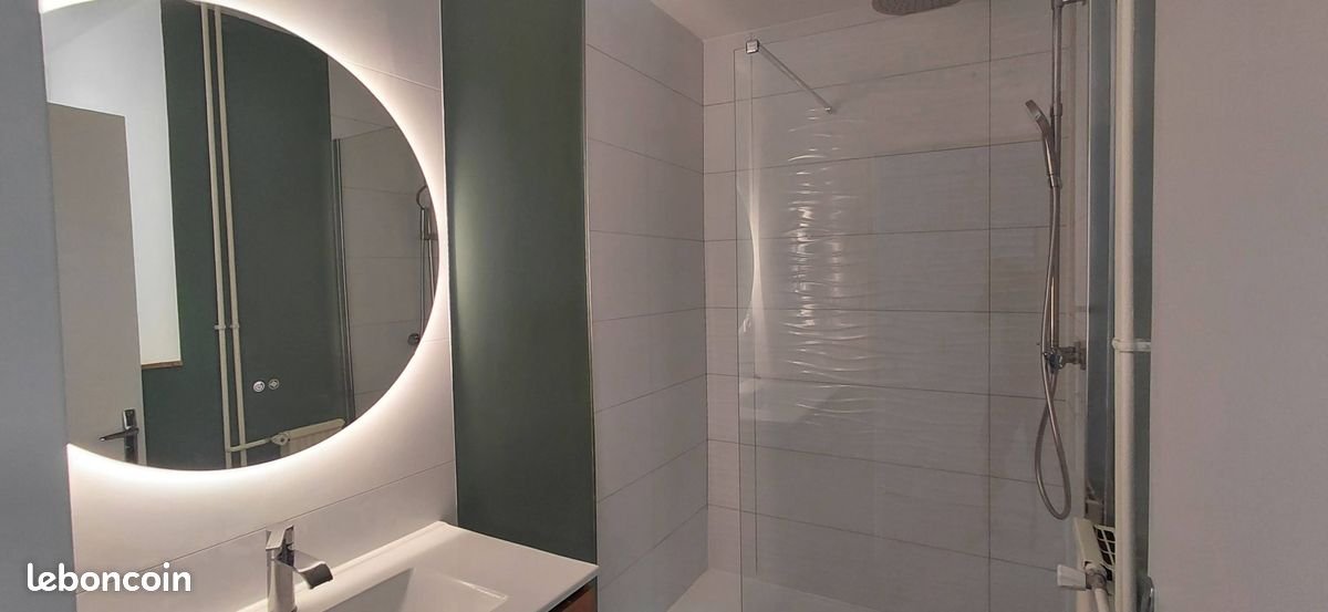 Appartement à louer, 81m², Tournon-sur-Rhône