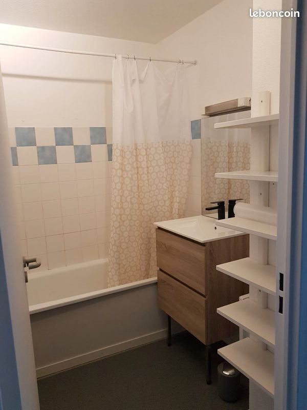 Appartement à louer, 28m², Talence