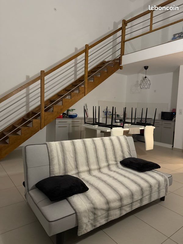 Appartement à louer, 80m², Marseille 8ème