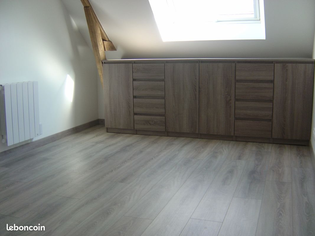 Maison à louer, 65m², Astillé