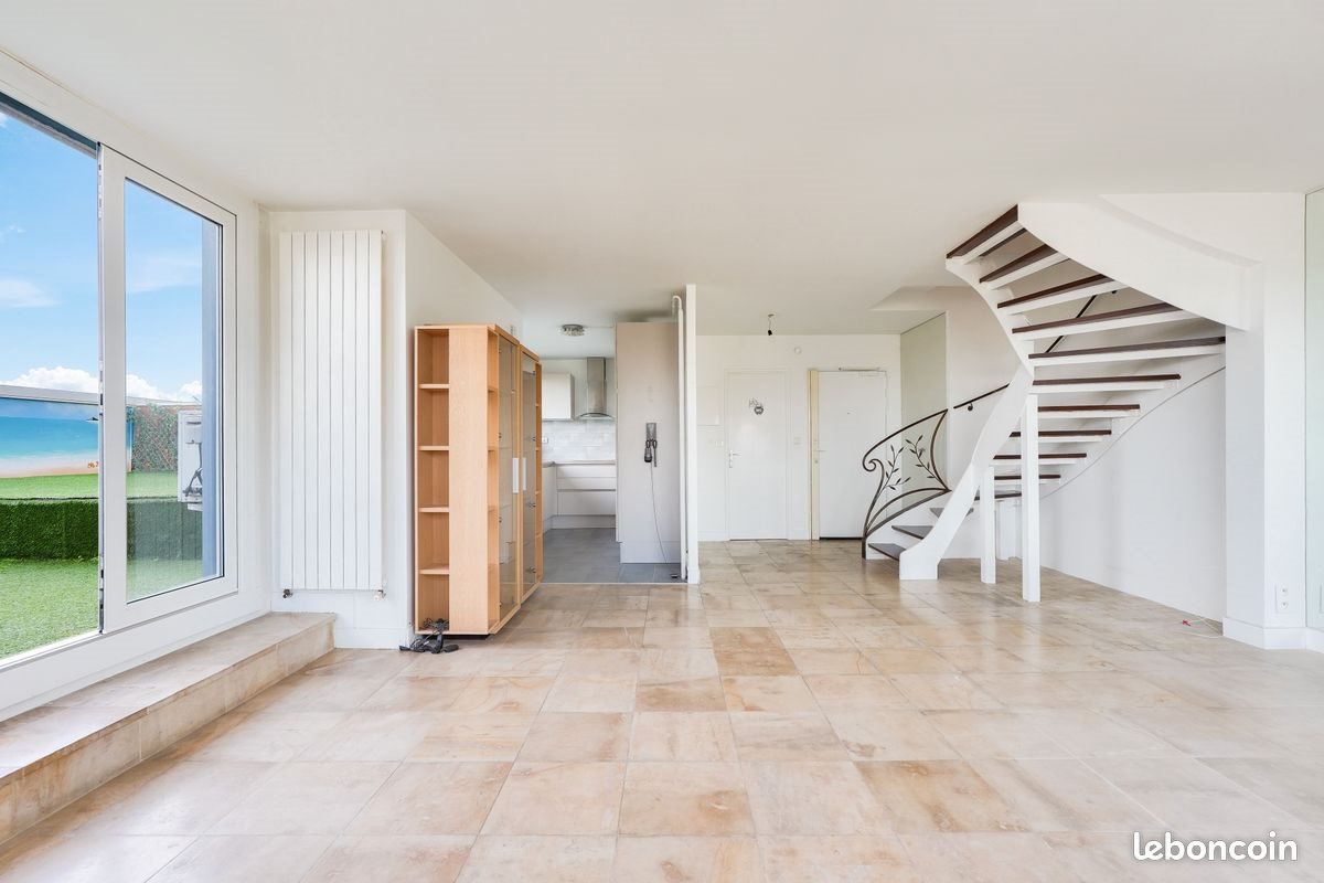 Appartement à louer, 108m², Courbevoie