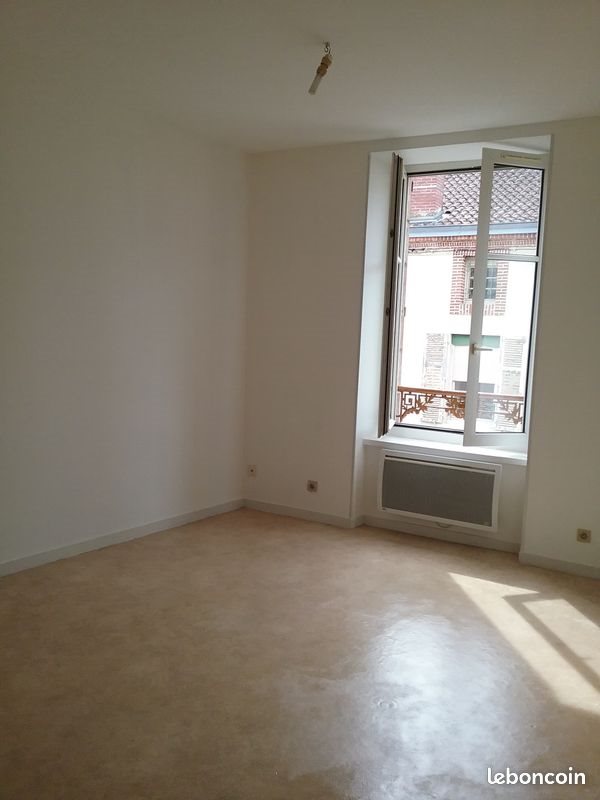 Appartement à louer, 45m², Saint-Junien