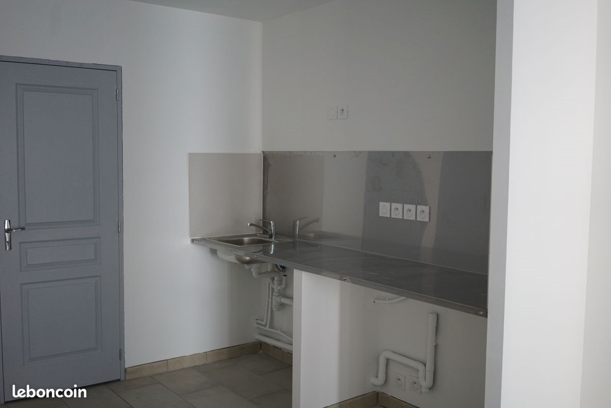 Appartement à louer, 25m², Bagnols-sur-Cèze