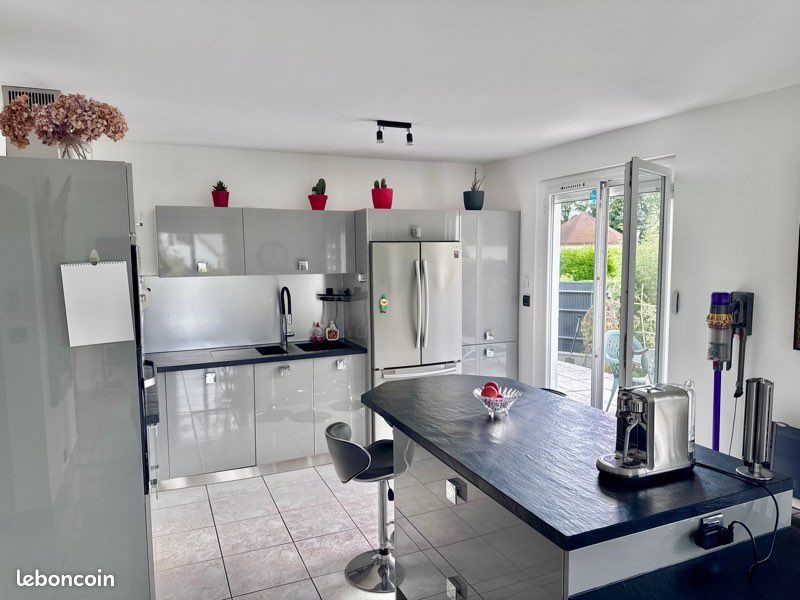 Maison à vendre, 137m², Saint-Martin-du-Manoir