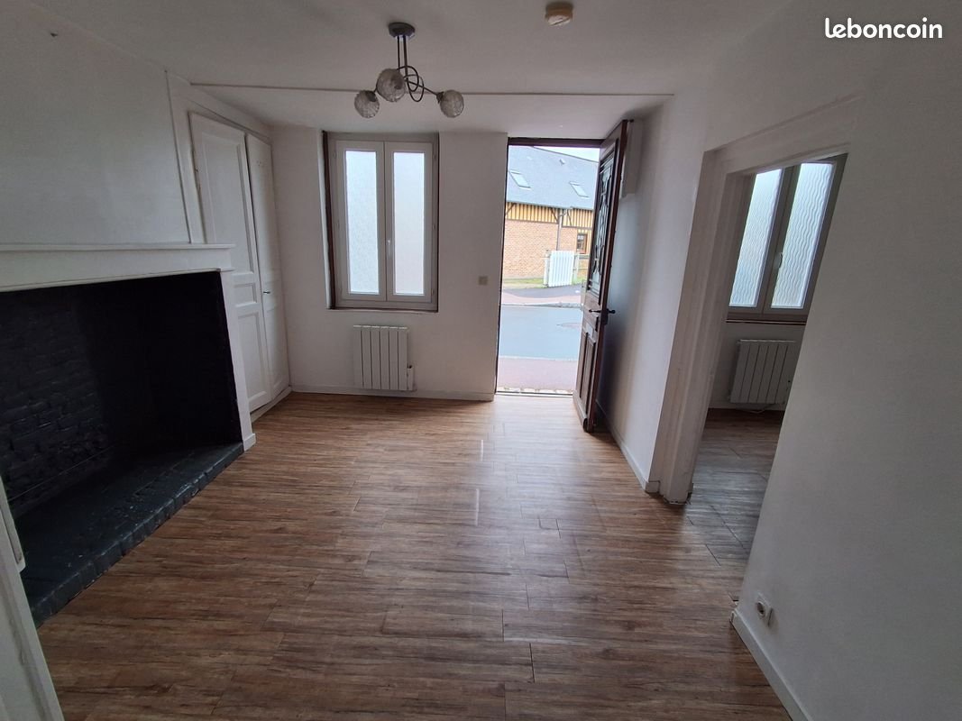 Maison à louer, 60m², Moyaux