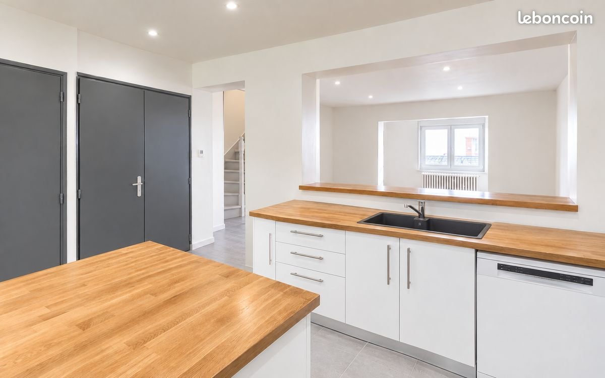 Maison à louer, 111m², Séné