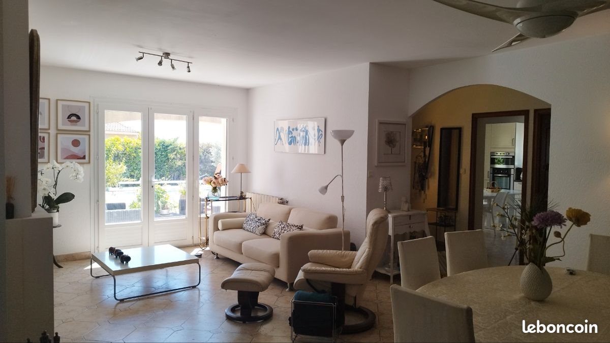 Maison à vendre, 147m², Caromb