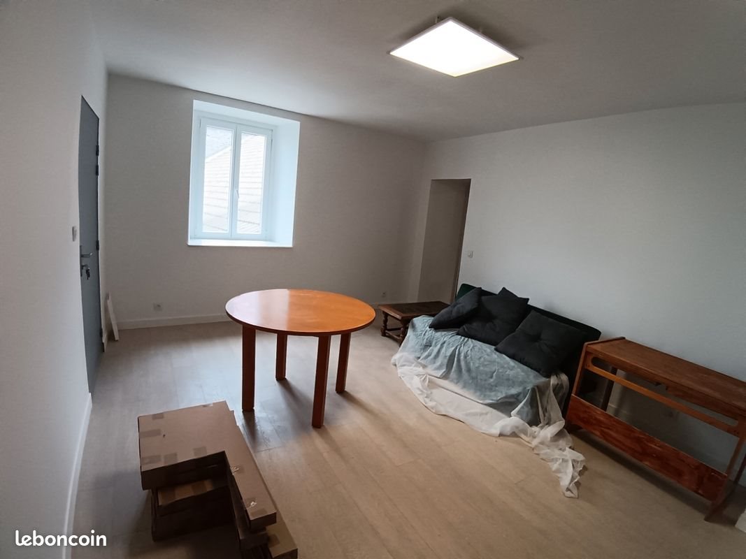 Appartement à louer, 73m², Amancey