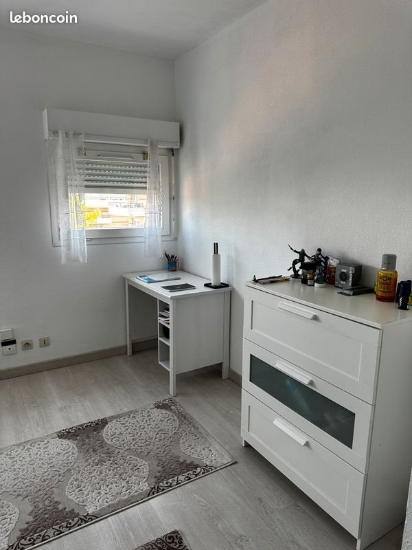 Appartement à louer, 19m², Elancourt