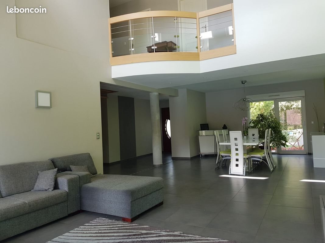 Maison à vendre, 171m², Corny-sur-Moselle