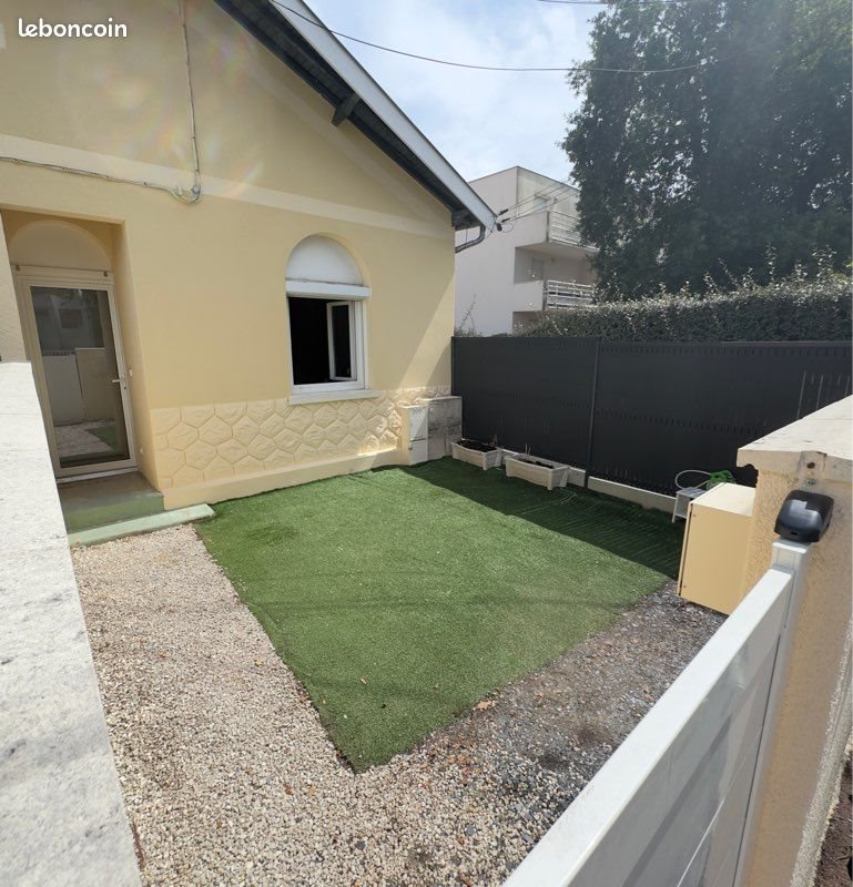 Appartement à louer, 34m², Pessac