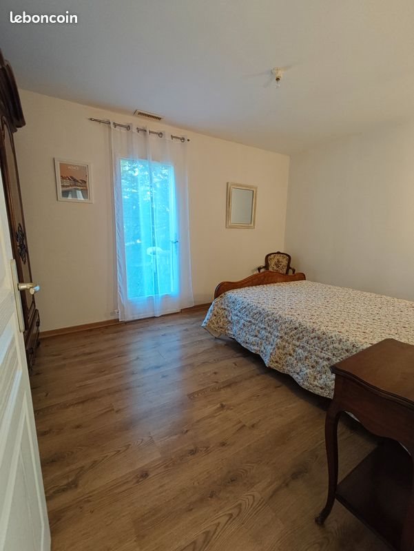 Maison à louer, 85m², Alairac