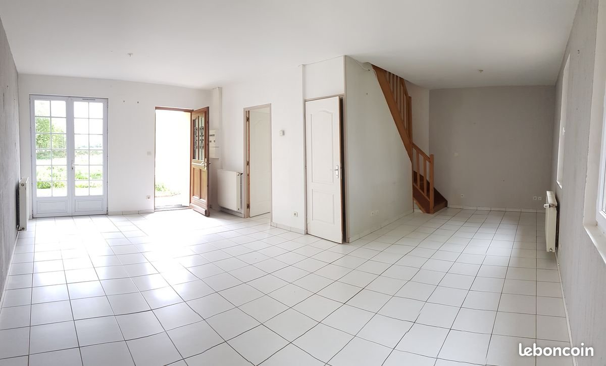 Maison à louer, 74m², Saint-Aubin-de-Crétot