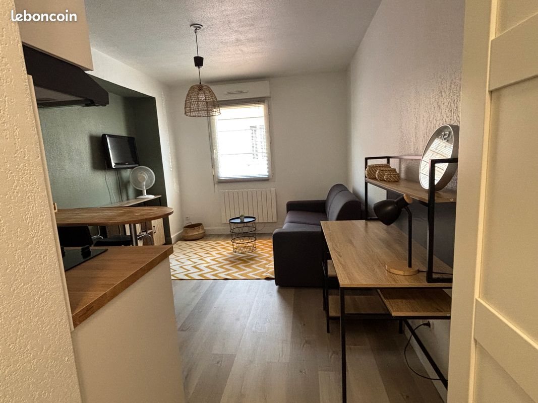 Appartement à louer, 22m², Nîmes