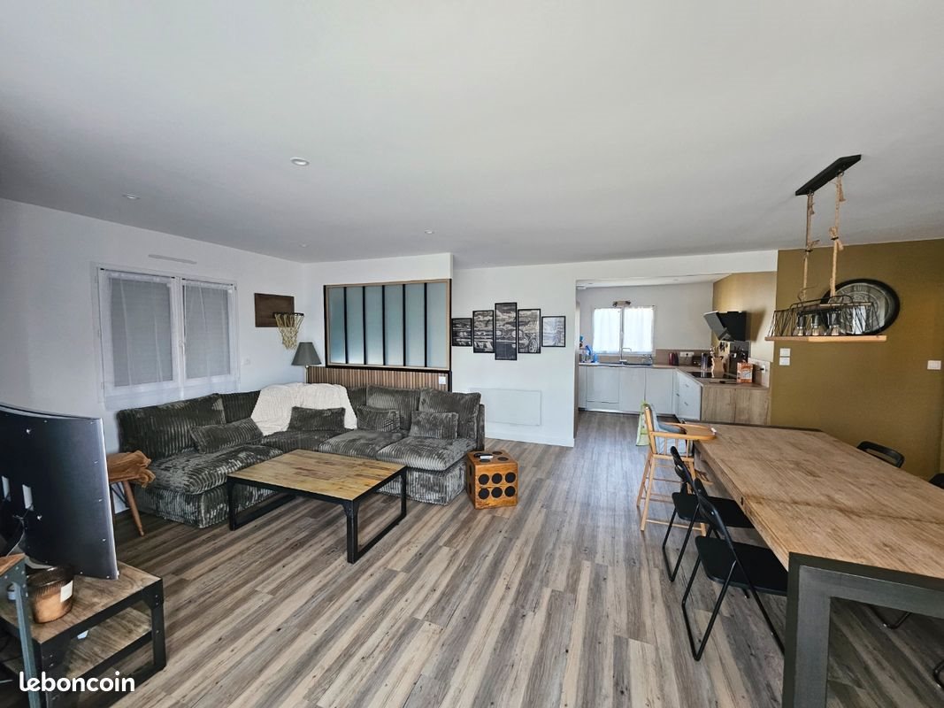 Maison à vendre, 142m², Kernilis