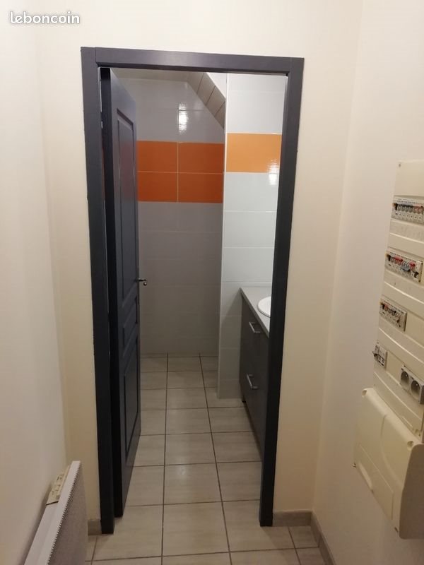 Appartement à louer, 65m², Laussonne