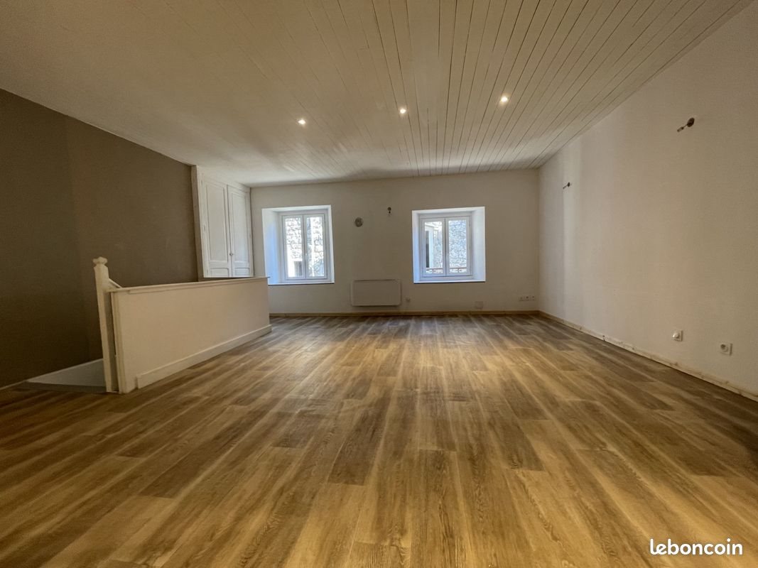 Maison à louer, 75m², Villevocance