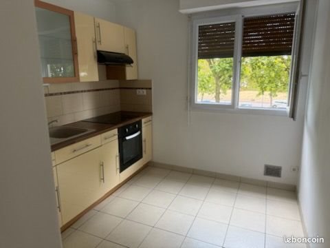 Appartement à louer, 43m², Auxerre