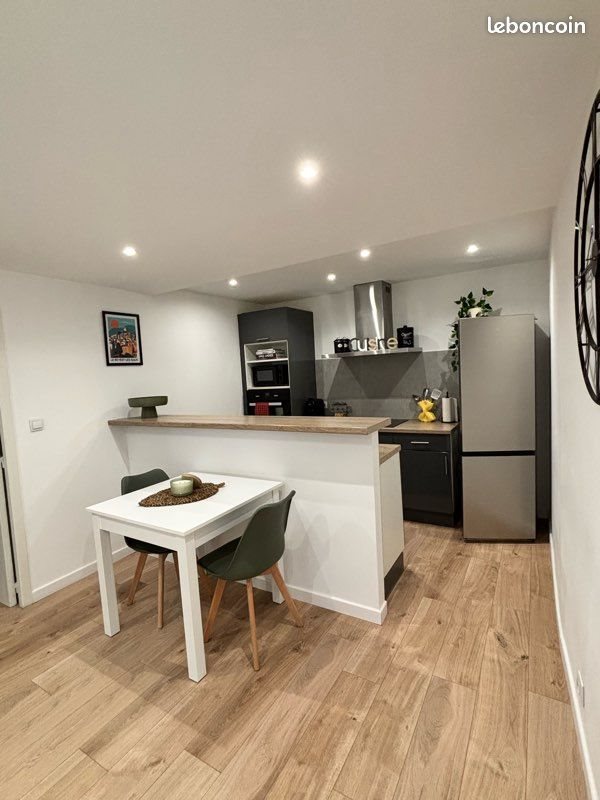 Appartement à louer, 40m², Le Revest-les-Eaux