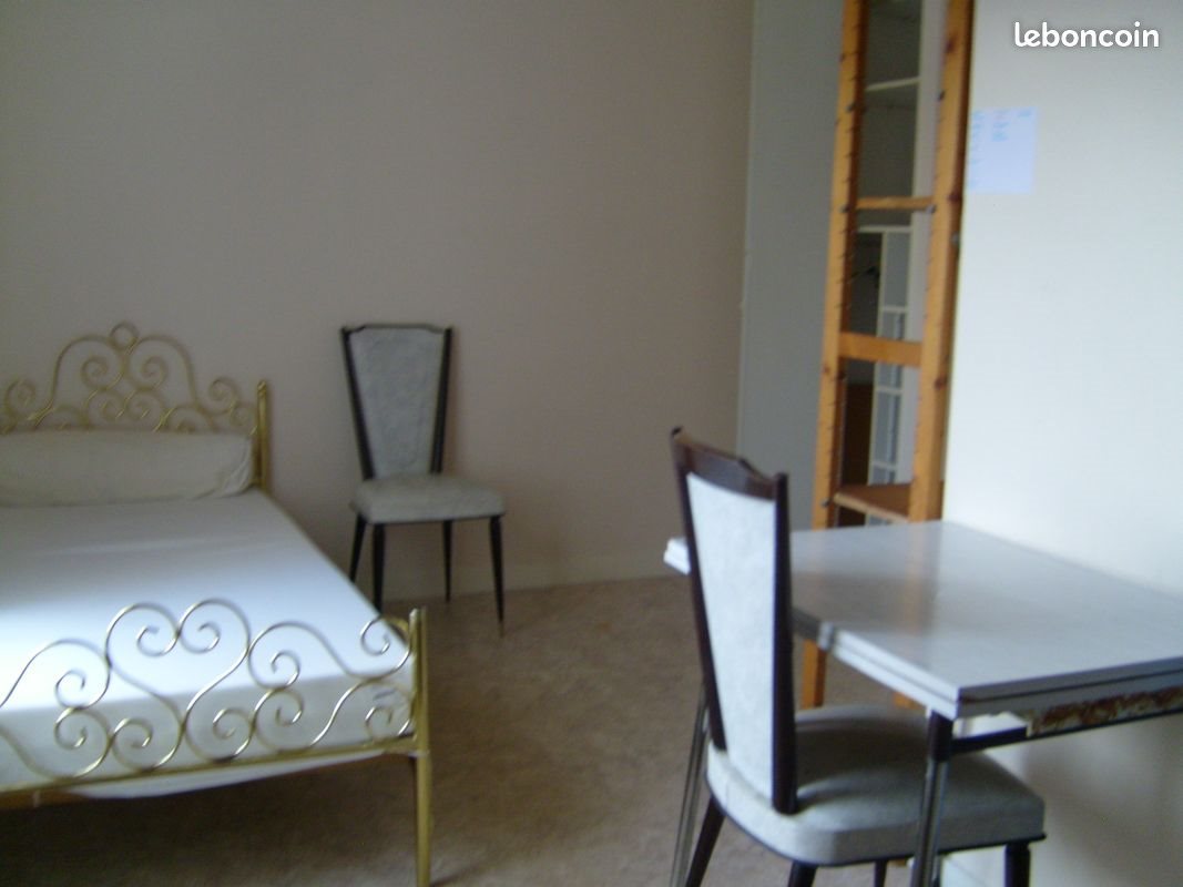 Appartement à louer, 16m², Pau