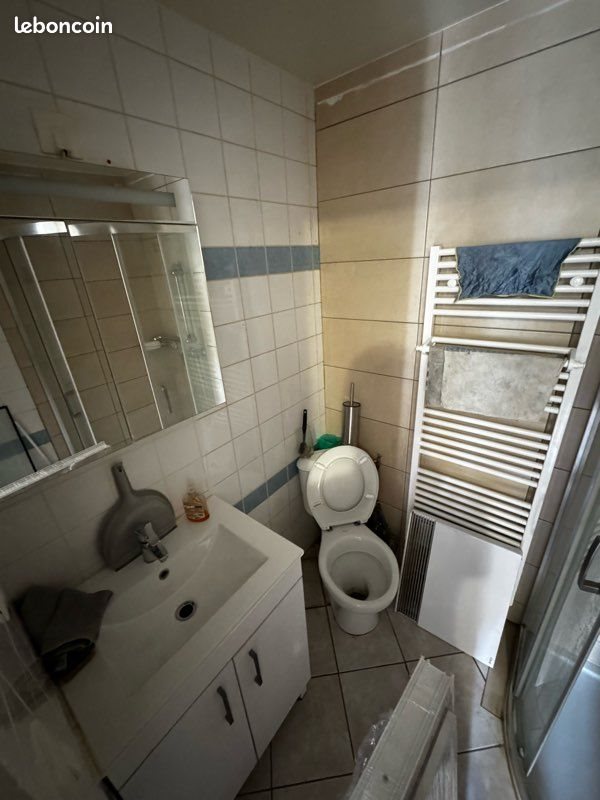 Appartement à louer, 20m², Roussillon