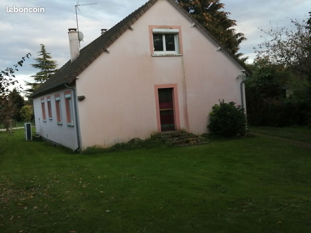 Maison à louer, 180m², Saint-Georges-du-Rosay