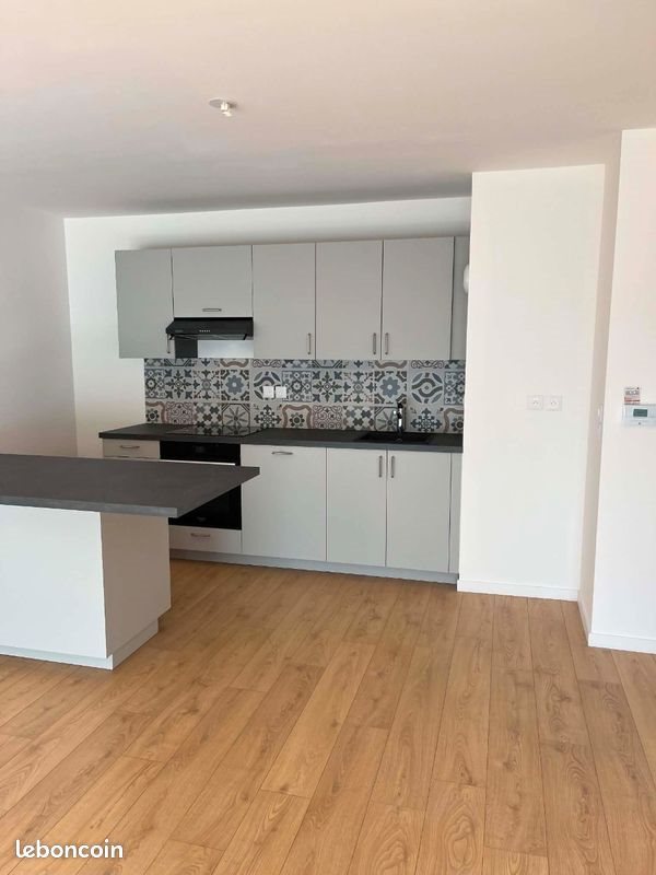 Appartement à louer, 65m², Vendeville