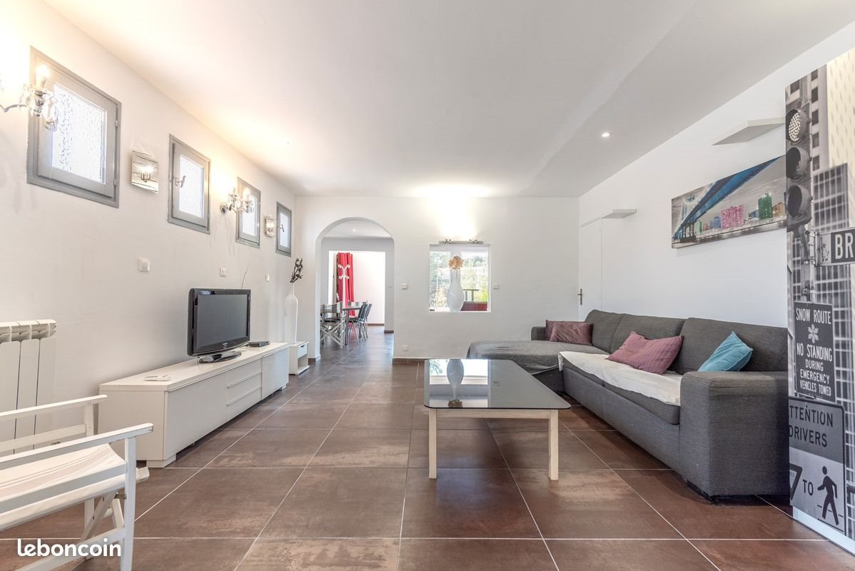 Maison à louer, 105m², Ollioules