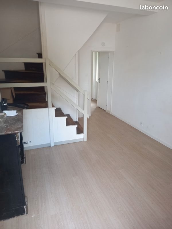 Maison à louer, 76m², Baugé