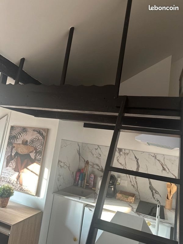 Appartement à louer, 16m², Paris 9ème