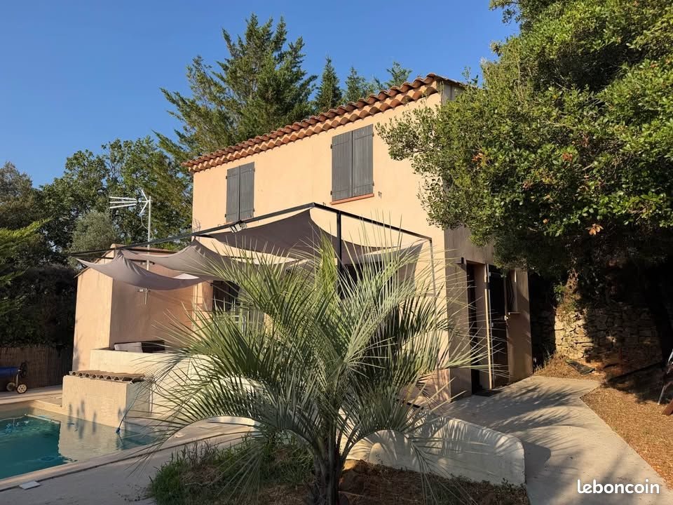 Maison à louer, 60m², Saint-Maximin-la-Sainte-Baume