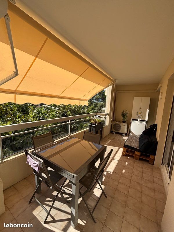 Appartement à louer, 33m², Mougins