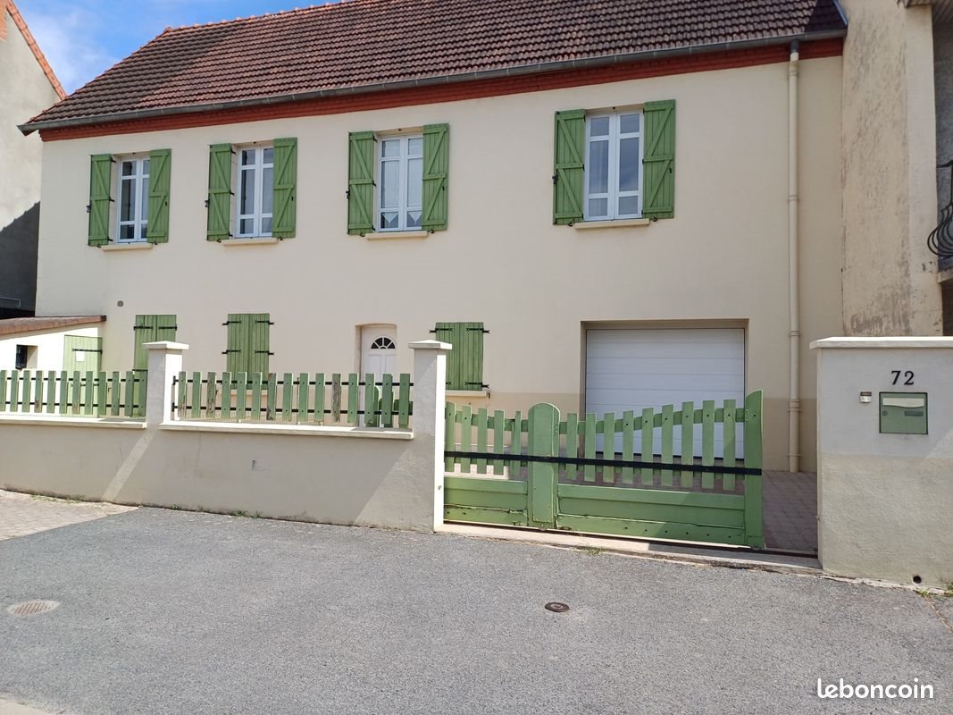 Maison à vendre, 113m², Désertines
