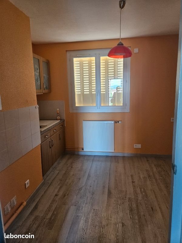 Appartement à louer, 53m², Roanne