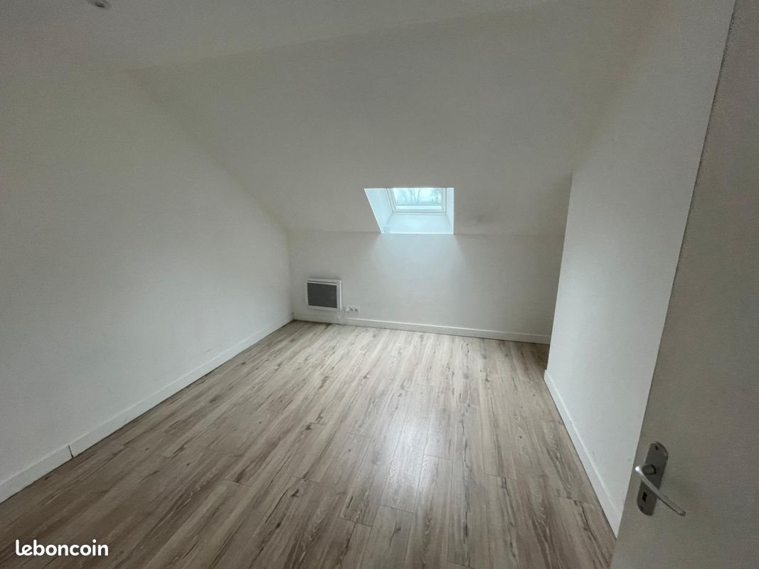 Appartement à louer, 45m², Saint-Aubin-des-Châteaux