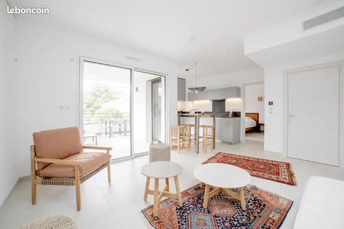 Appartement à louer, 46m², Carqueiranne