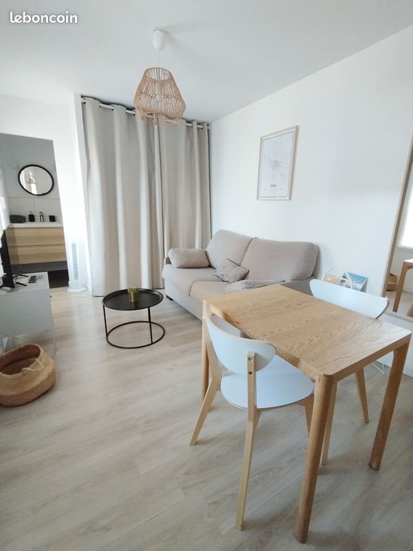 Appartement à louer, 18m², Pau