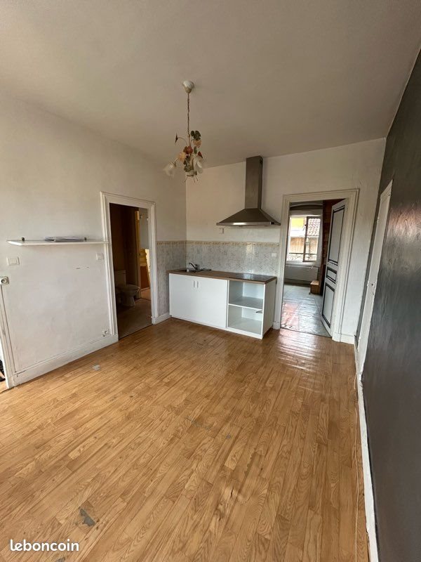 Appartement à louer, 80m², Peschadoires