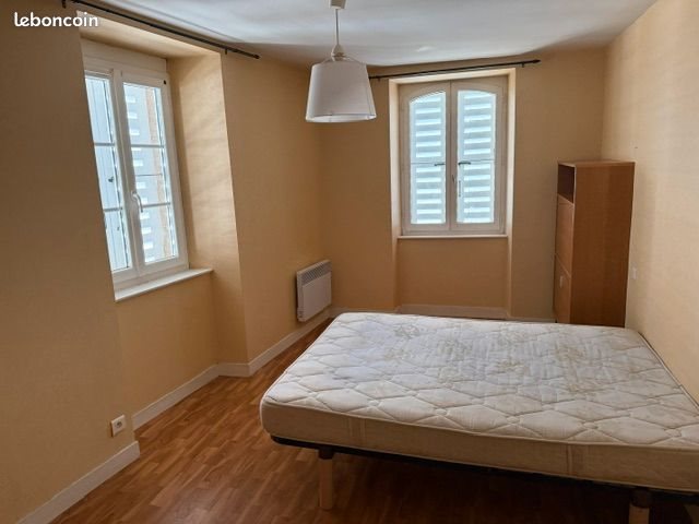 Appartement à louer, 75m², Egletons