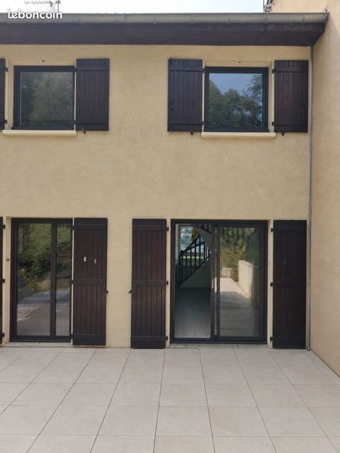 Maison à louer, 115m², Saint-Priest-en-Jarez