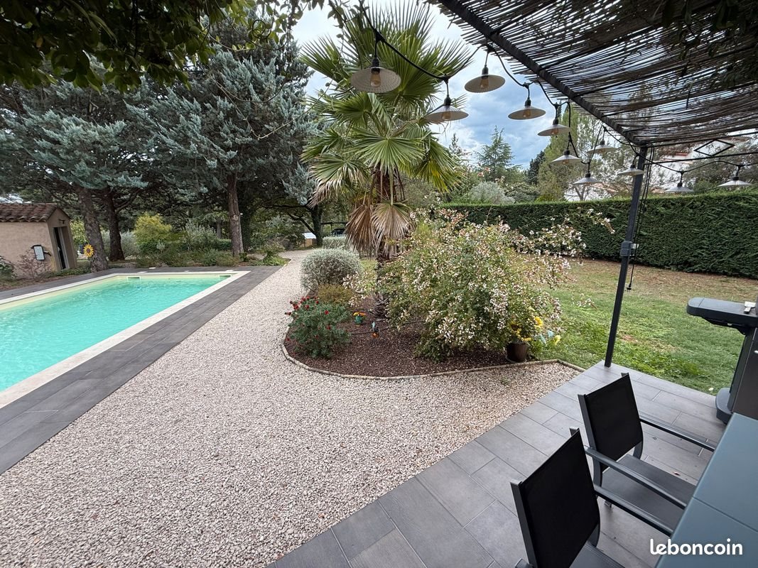 Maison à vendre, 120m², Saint-Maximin-la-Sainte-Baume