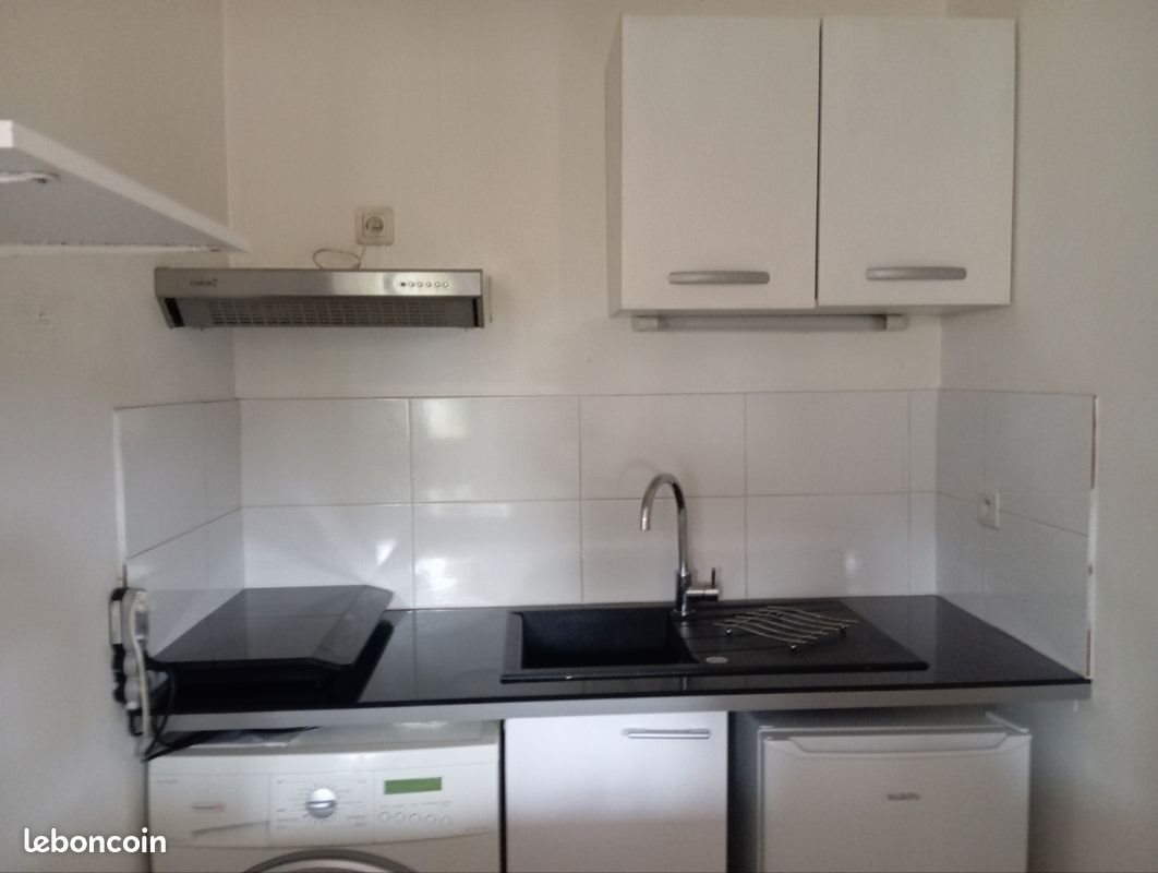 Appartement à louer, 26m², Le Tholonet