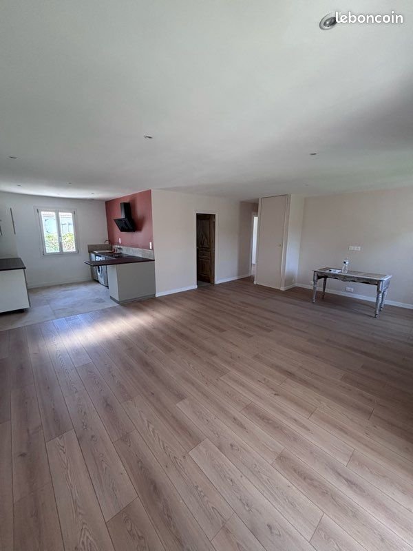 Maison à louer, 82m², La Crau