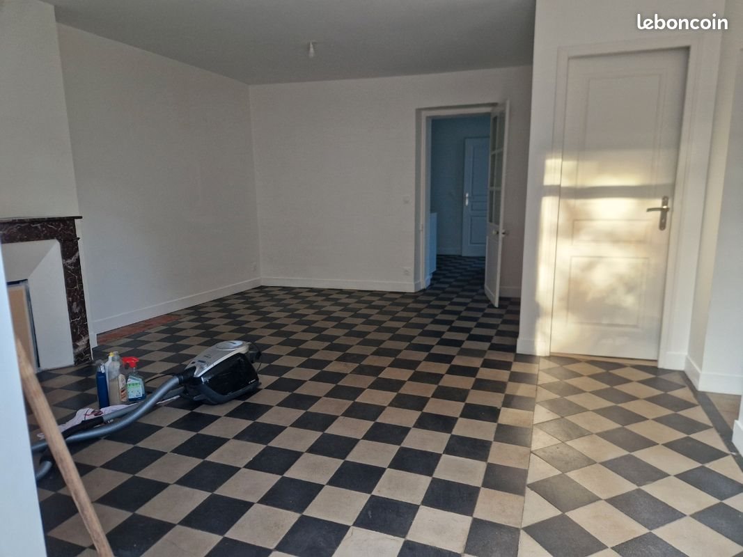 Maison à louer, 70m², Bléré
